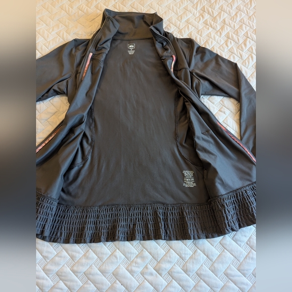 REI Athletic Jacket Women’s M Grey Ruffle High Neck Full Zip - Picture 6 of 11
